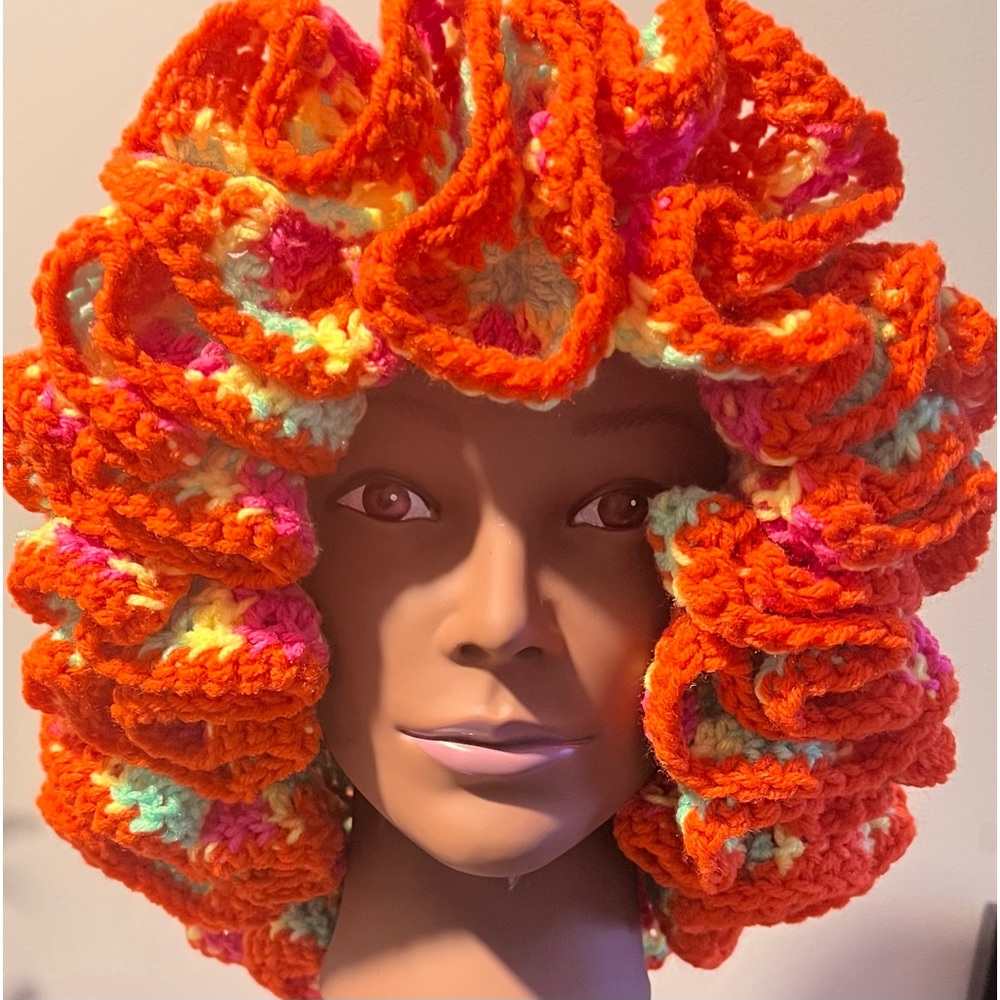 WOMENS XXTREMED RUFFLED HAT